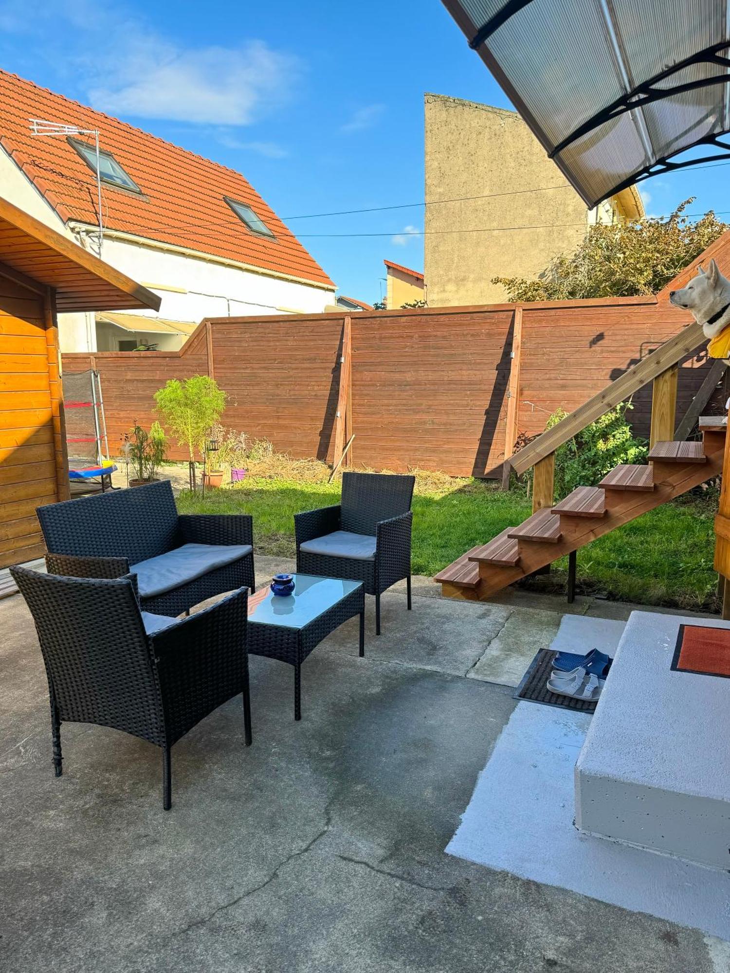 Cozy Cottage Paris Suburb! Bobigny Exterior foto